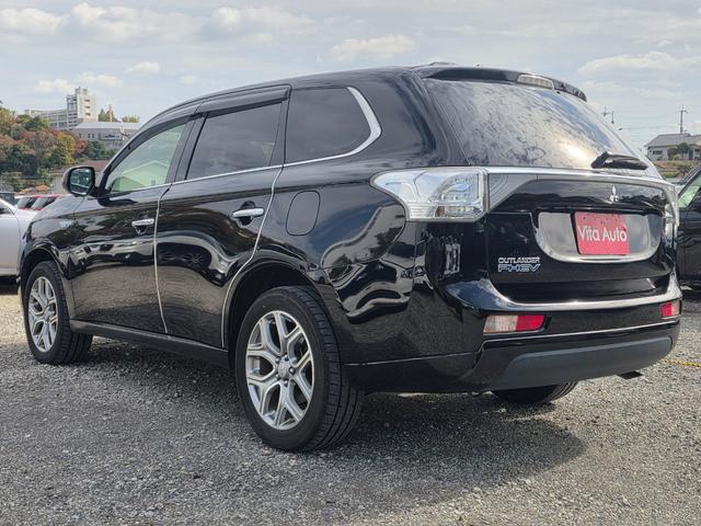 アウトランダーPHEV Gナビパッケージ 4WD SDナビ フルセグTV リアカメラ スマートキー HIDヘッドライト 衝突軽減ブレーキ Bluetooth ACC 純正18インチアルミ ETC(7枚目)