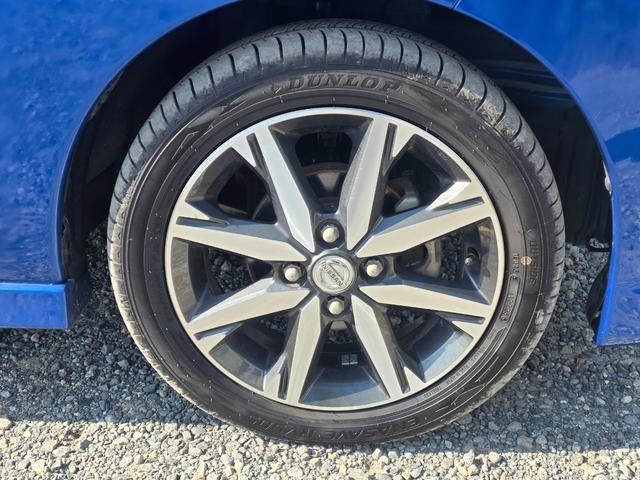 デイズルークス ハイウェイスター　Ｇターボ　ＳＤナビ　フルセグＴＶ　全方位カメラ　スマートキー　ＬＥＤヘッドライト　衝突軽減ブレーキ　両側パワスラ　前ドラレコ　Ｂｌｕｅｔｏｏｔｈ　クルコン　純正１５インチアルミ　ＥＴＣ（16枚目）