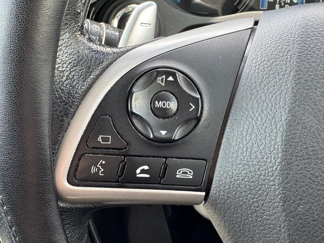 アウトランダーＰＨＥＶ Ｇナビパッケージ　４ＷＤ　ＳＤナビ　フルセグＴＶ　リアカメラ　スマートキー　ＨＩＤヘッドライト　衝突軽減ブレーキ　Ｂｌｕｅｔｏｏｔｈ　ＡＣＣ　純正１８インチアルミ　ＥＴＣ（28枚目）