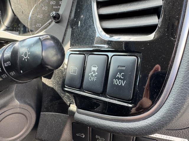 アウトランダーＰＨＥＶ Ｇナビパッケージ　４ＷＤ　ＳＤナビ　フルセグＴＶ　リアカメラ　スマートキー　ＨＩＤヘッドライト　衝突軽減ブレーキ　Ｂｌｕｅｔｏｏｔｈ　ＡＣＣ　純正１８インチアルミ　ＥＴＣ（32枚目）