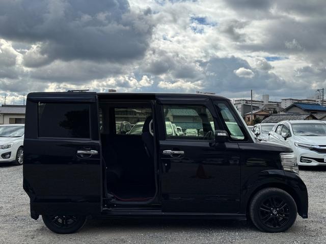 Ｎ－ＢＯＸカスタム Ｇ　ＳＳブラックスタイルパッケージ　ＳＤナビ　ワンセグＴＶ　リアカメラ　スマートキー　ＨＩＤヘッドライト　両側パワスラ　シートヒーター　Ｂｌｕｅｔｏｏｔｈ　純正１４インチアルミ　ＥＴＣ（10枚目）