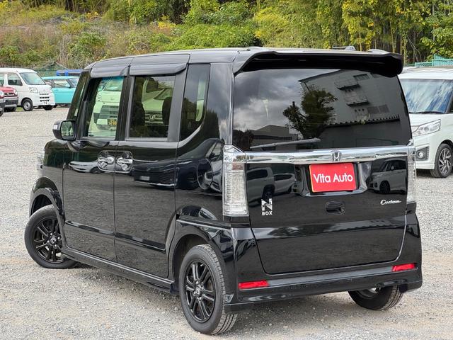 Ｎ－ＢＯＸカスタム Ｇ　ＳＳブラックスタイルパッケージ　ＳＤナビ　ワンセグＴＶ　リアカメラ　スマートキー　ＨＩＤヘッドライト　両側パワスラ　シートヒーター　Ｂｌｕｅｔｏｏｔｈ　純正１４インチアルミ　ＥＴＣ（12枚目）