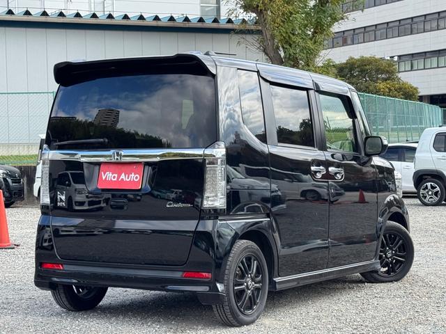 Ｎ－ＢＯＸカスタム Ｇ　ＳＳブラックスタイルパッケージ　ＳＤナビ　ワンセグＴＶ　リアカメラ　スマートキー　ＨＩＤヘッドライト　両側パワスラ　シートヒーター　Ｂｌｕｅｔｏｏｔｈ　純正１４インチアルミ　ＥＴＣ（15枚目）