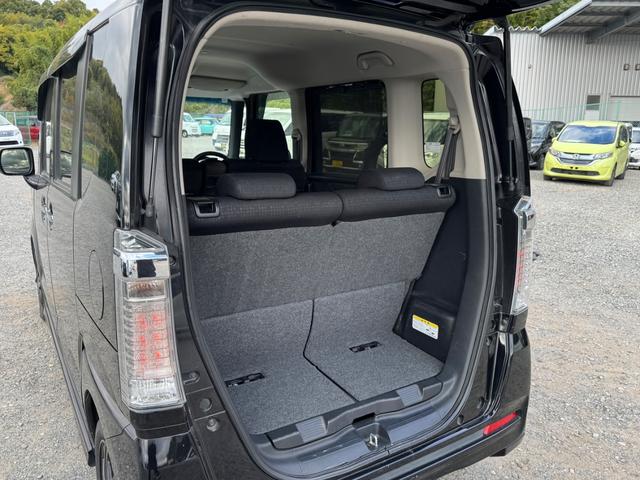 Ｎ－ＢＯＸカスタム Ｇ　ＳＳブラックスタイルパッケージ　ＳＤナビ　ワンセグＴＶ　リアカメラ　スマートキー　ＨＩＤヘッドライト　両側パワスラ　シートヒーター　Ｂｌｕｅｔｏｏｔｈ　純正１４インチアルミ　ＥＴＣ（39枚目）