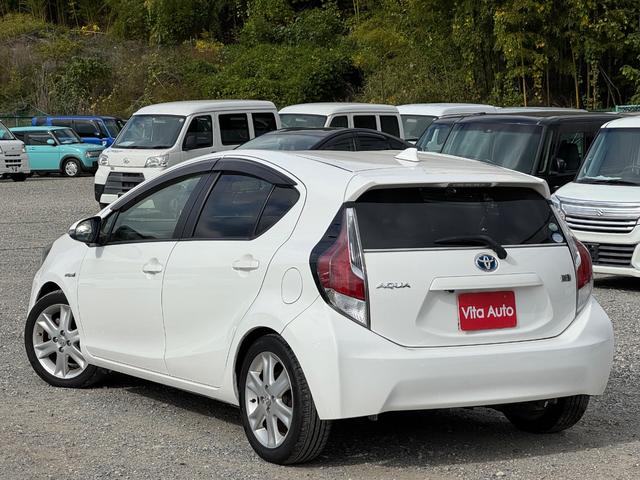 アクア Ｓ　ＳＤナビ　ワンセグＴＶ　リアカメラ　スマートキー　ＬＥＤヘッドライト　Ｂｌｕｅｔｏｏｔｈ　純正１６インチアルミ　ＥＴＣ（10枚目）