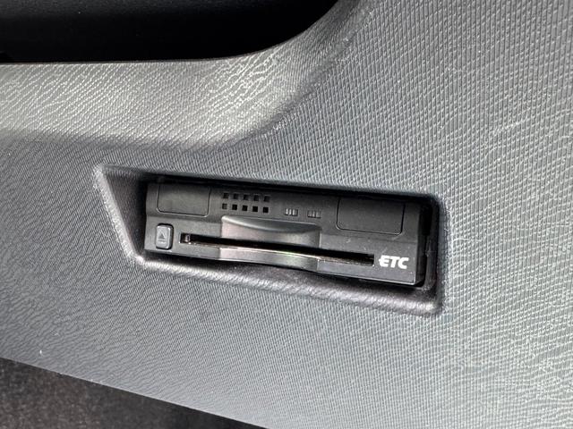 アクア Ｓ　ＳＤナビ　ワンセグＴＶ　リアカメラ　スマートキー　ＬＥＤヘッドライト　Ｂｌｕｅｔｏｏｔｈ　純正１６インチアルミ　ＥＴＣ（31枚目）