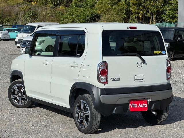 専門店で施工すると５万円〜１０万円程度かかりますが、当店ならご購入時に合わせて施工させていただきますと、約半額でご購入いただけます。