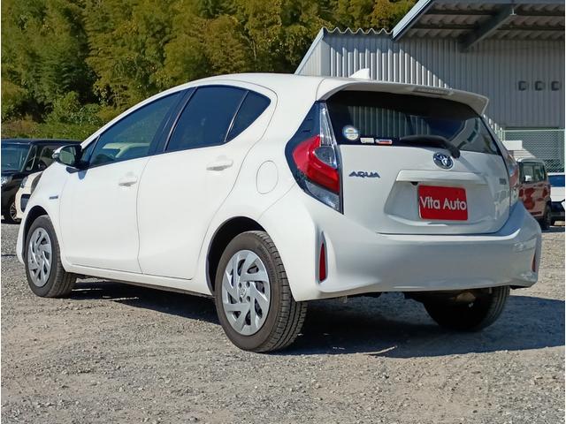 アクア Ｓ　メモリーナビ　リアカメラ　衝突軽減ブレーキ　Ｂｌｕｅｔｏｏｔｈ　純正１５インチ鉄　ＥＴＣ（7枚目）