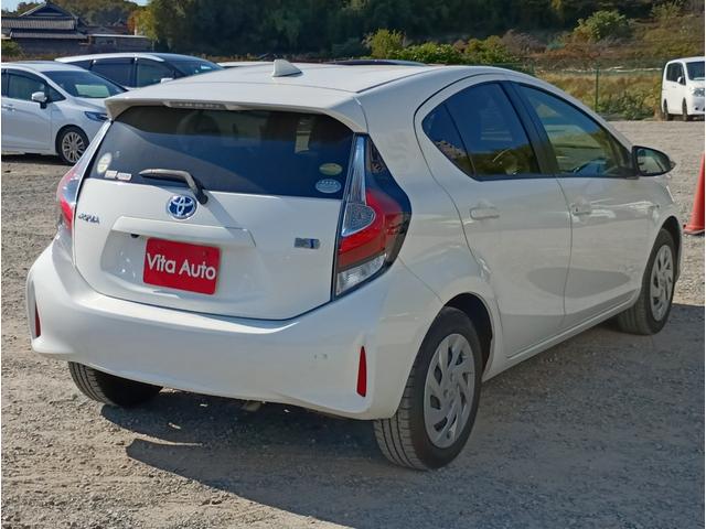 アクア Ｓ　メモリーナビ　リアカメラ　衝突軽減ブレーキ　Ｂｌｕｅｔｏｏｔｈ　純正１５インチ鉄　ＥＴＣ（12枚目）