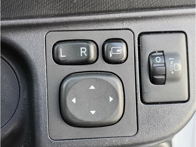 アクア Ｓ　メモリーナビ　リアカメラ　衝突軽減ブレーキ　Ｂｌｕｅｔｏｏｔｈ　純正１５インチ鉄　ＥＴＣ（20枚目）