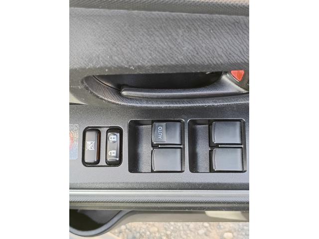 アクア Ｓ　メモリーナビ　リアカメラ　衝突軽減ブレーキ　Ｂｌｕｅｔｏｏｔｈ　純正１５インチ鉄　ＥＴＣ（27枚目）