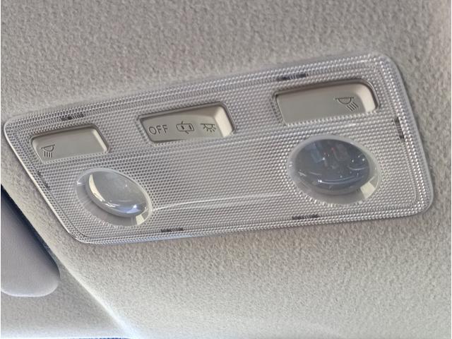 アクア Ｓ　メモリーナビ　リアカメラ　衝突軽減ブレーキ　Ｂｌｕｅｔｏｏｔｈ　純正１５インチ鉄　ＥＴＣ（31枚目）