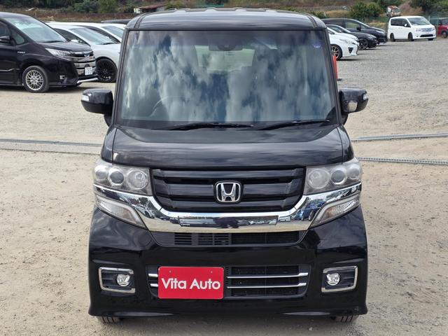 Ｎ－ＢＯＸカスタム Ｇ　ＳＳブラックスタイルパッケージ　メモリーナビ　フルセグＴＶ　リアカメラ　スマートキー　ＨＩＤヘッドライト　両側パワスラ　シートヒーター　Ｂｌｕｅｔｏｏｔｈ　純正１４インチアルミ　ＥＴＣ（4枚目）