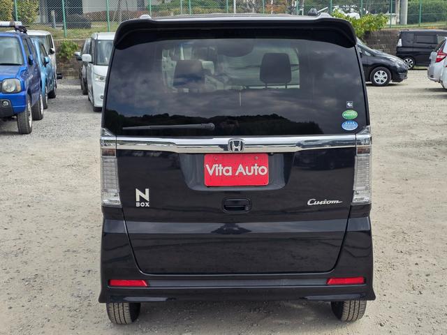 Ｎ－ＢＯＸカスタム Ｇ　ＳＳブラックスタイルパッケージ　メモリーナビ　フルセグＴＶ　リアカメラ　スマートキー　ＨＩＤヘッドライト　両側パワスラ　シートヒーター　Ｂｌｕｅｔｏｏｔｈ　純正１４インチアルミ　ＥＴＣ（10枚目）