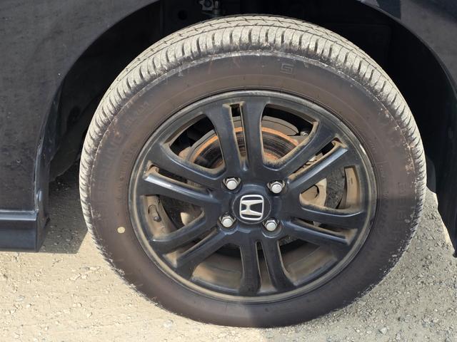 Ｎ－ＢＯＸカスタム Ｇ　ＳＳブラックスタイルパッケージ　メモリーナビ　フルセグＴＶ　リアカメラ　スマートキー　ＨＩＤヘッドライト　両側パワスラ　シートヒーター　Ｂｌｕｅｔｏｏｔｈ　純正１４インチアルミ　ＥＴＣ（16枚目）