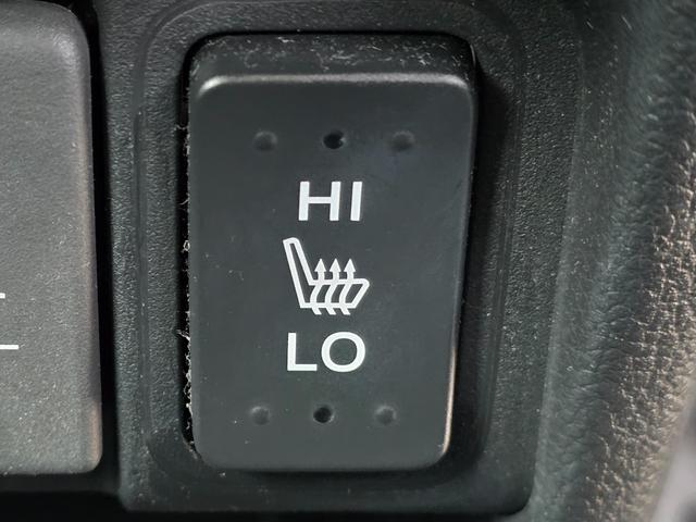 Ｎ－ＢＯＸカスタム Ｇ　ＳＳブラックスタイルパッケージ　メモリーナビ　フルセグＴＶ　リアカメラ　スマートキー　ＨＩＤヘッドライト　両側パワスラ　シートヒーター　Ｂｌｕｅｔｏｏｔｈ　純正１４インチアルミ　ＥＴＣ（33枚目）