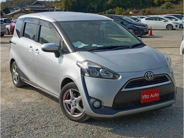 シエンタ Ｇ　ＳＤナビ　フルセグＴＶ　リアカメラ　スマートキー　ＨＩＤヘッドライト　衝突軽減ブレーキ　Ｂｌｕｅｔｏｏｔｈ　社外１５インチアルミ　ＥＴＣ（2枚目）