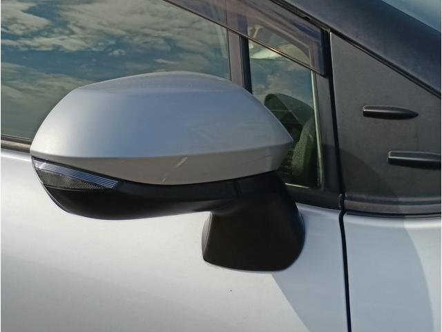 シエンタ Ｇ　ＳＤナビ　フルセグＴＶ　リアカメラ　スマートキー　ＨＩＤヘッドライト　衝突軽減ブレーキ　Ｂｌｕｅｔｏｏｔｈ　社外１５インチアルミ　ＥＴＣ（15枚目）