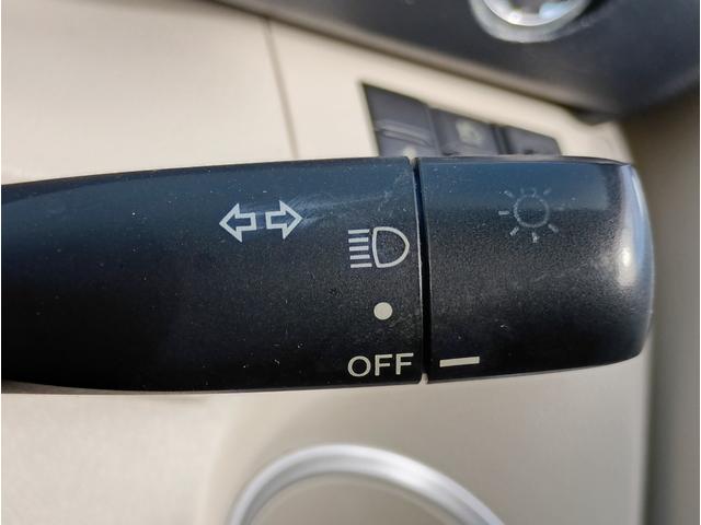 シエンタ Ｇ　ＳＤナビ　フルセグＴＶ　リアカメラ　スマートキー　ＨＩＤヘッドライト　衝突軽減ブレーキ　Ｂｌｕｅｔｏｏｔｈ　社外１５インチアルミ　ＥＴＣ（31枚目）