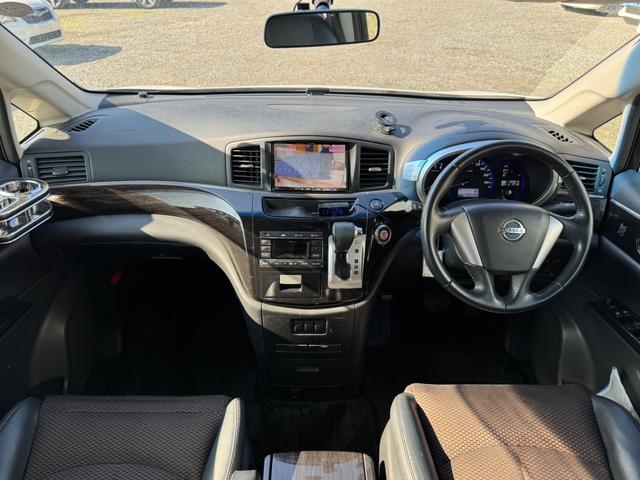 エルグランド ２５０ハイウェイスターアーバンクロム　ＨＤＤナビ　ワンセグＴＶ　リアカメラ　フリップダウンモニター　スマートキー　ＨＩＤヘッドライト　両側パワスラ　前ドラレコ　Ｂｌｕｅｔｏｏｔｈ　純正１８インチアルミ　ＥＴＣ（21枚目）