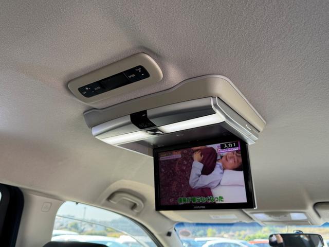 エルグランド ２５０ハイウェイスターアーバンクロム　ＨＤＤナビ　ワンセグＴＶ　リアカメラ　フリップダウンモニター　スマートキー　ＨＩＤヘッドライト　両側パワスラ　前ドラレコ　Ｂｌｕｅｔｏｏｔｈ　純正１８インチアルミ　ＥＴＣ（35枚目）