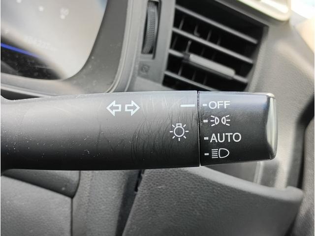 フィットハイブリッド Ｌパッケージ　メモリーナビ　フルセグＴＶ　リアカメラ　スマートキー　ＨＩＤヘッドライト　Ｂｌｕｅｔｏｏｔｈ　クルコン　純正１５インチアルミ　ＥＴＣ（28枚目）