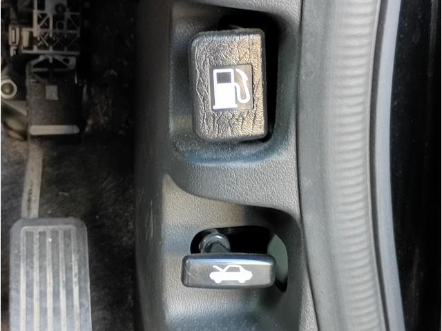 Ｎ－ＢＯＸカスタム Ｇ　ＳＳブラックスタイルパッケージ　メモリーナビ　フルセグＴＶ　リアカメラ　スマートキー　ＨＩＤヘッドライト　両側パワスラ　前ドラレコ　シートヒーター　Ｂｌｕｅｔｏｏｔｈ　純正１４インチアルミ　ＥＴＣ（27枚目）