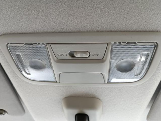 Ｎ－ＢＯＸカスタム Ｇ　ＳＳブラックスタイルパッケージ　メモリーナビ　フルセグＴＶ　リアカメラ　スマートキー　ＨＩＤヘッドライト　両側パワスラ　前ドラレコ　シートヒーター　Ｂｌｕｅｔｏｏｔｈ　純正１４インチアルミ　ＥＴＣ（31枚目）