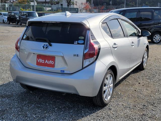 アクア G SDナビ フルセグTV リアカメラ スマートキー 前ドラレコ Bluetooth クルコン 純正15インチアルミ ETC(14枚目)