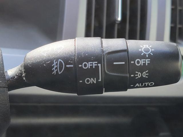 ステップワゴンスパーダ Z クールスピリット メモリーナビ フルセグTV リアカメラ スマートキー 衝突軽減ブレーキ 両側パワスラ Bluetooth クルコン 純正17インチアルミ ETC(30枚目)