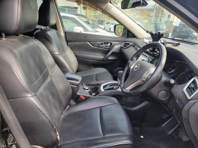 エクストレイル 20X ハイブリッド エマージェンシーブレーキP 4WD SDナビ 全方位カメラ スマートキー LEDヘッドライト 衝突軽減ブレーキ 革シート シートヒーター クルコン 純正17インチアルミ(35枚目)