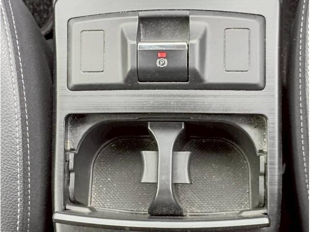 レガシィツーリングワゴン 2.5i Bスポーツアイサイト Gパッケージ 4WD メモリーナビ フルセグTV リアカメラ スマートキー HIDヘッドライト 衝突軽減ブレーキ Bluetooth ACC 純正17インチアルミ ETC(32枚目)