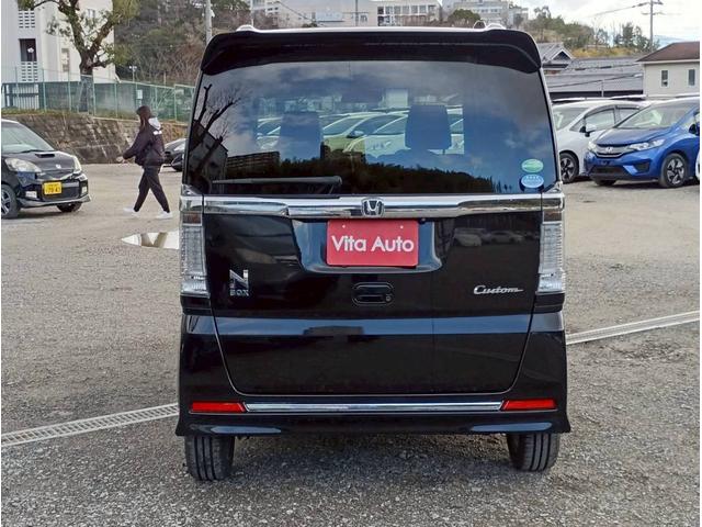 Ｎ－ＢＯＸカスタム Ｇ　ターボＳＳブラックスタイルパッケージ　メモリーナビ　フルセグＴＶ　リアカメラ　スマートキー　ＨＩＤヘッドライト　衝突軽減ブレーキ　両側パワスラ　シートヒーター　Ｂｌｕｅｔｏｏｔｈ　クルコン　純正１５インチアルミ　ＥＴＣ（14枚目）