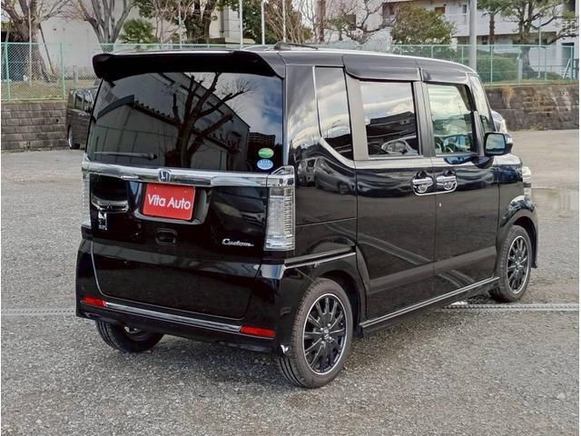 Ｎ－ＢＯＸカスタム Ｇ　ターボＳＳブラックスタイルパッケージ　メモリーナビ　フルセグＴＶ　リアカメラ　スマートキー　ＨＩＤヘッドライト　衝突軽減ブレーキ　両側パワスラ　シートヒーター　Ｂｌｕｅｔｏｏｔｈ　クルコン　純正１５インチアルミ　ＥＴＣ（17枚目）