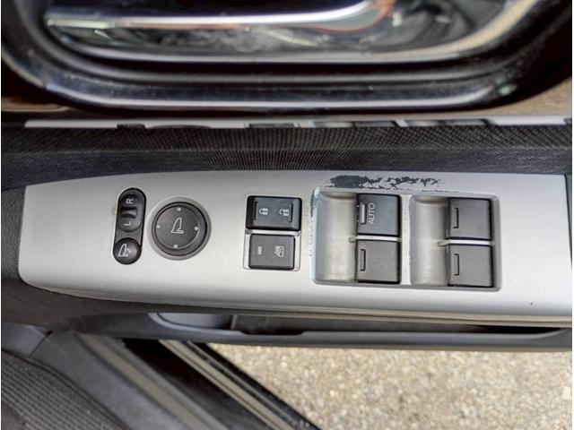 Ｎ－ＢＯＸカスタム Ｇ　ターボＳＳブラックスタイルパッケージ　メモリーナビ　フルセグＴＶ　リアカメラ　スマートキー　ＨＩＤヘッドライト　衝突軽減ブレーキ　両側パワスラ　シートヒーター　Ｂｌｕｅｔｏｏｔｈ　クルコン　純正１５インチアルミ　ＥＴＣ（37枚目）