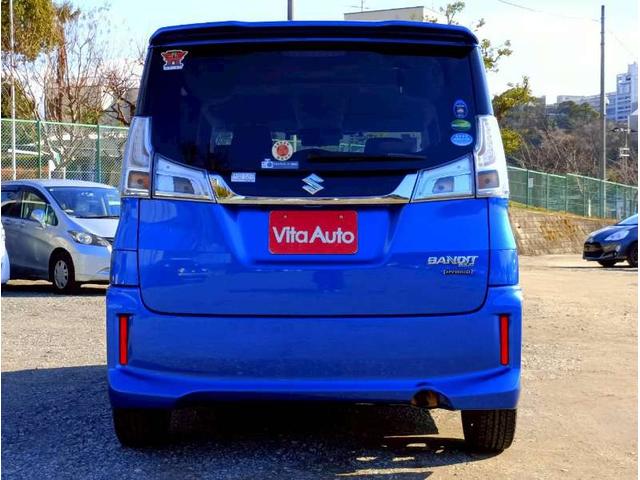 ソリオバンディット ハイブリッドＳＶ　メモリーナビ　フルセグＴＶ　リアカメラ　スマートキー　ＬＥＤヘッドライト　衝突軽減ブレーキ　両側パワスラ　前ドラレコ　シートヒーター　Ｂｌｕｅｔｏｏｔｈ　クルコン　純正１５インチアルミ　ＥＴＣ（10枚目）