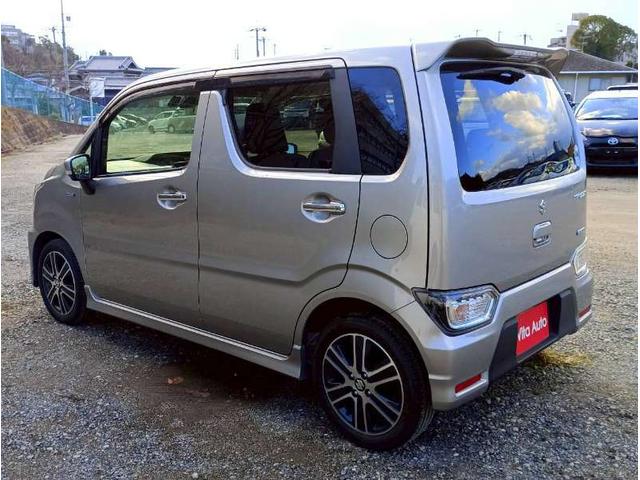 ワゴンＲスティングレー ハイブリッドＴ　メモリーナビ　フルセグＴＶ　全方位カメラ　スマートキー　ＬＥＤヘッドライト　衝突軽減ブレーキ　前ドラレコ　シートヒーター　Ｂｌｕｅｔｏｏｔｈ　クルコン　純正１５インチアルミ　ＥＴＣ（9枚目）