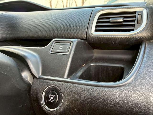 �����ŎԂ����ɗ���Ȃ����ł������S���������B���w���҂̂U�V���i���߂P�N���сj�̕����d�b�݂̂ł��w������Ă��܂��B���͓d�b�ł��A�l�b�g�ƃ��[���ł��Ԃ������鎞��ł��B