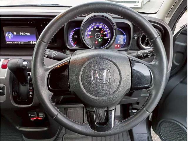 Ｎ－ＯＮＥ プレミアム・Ｌパッケージ　リアカメラ　スマートキー　ＨＩＤヘッドライト　前後ドラレコ　純正１４インチアルミ　ＥＴＣ（19枚目）