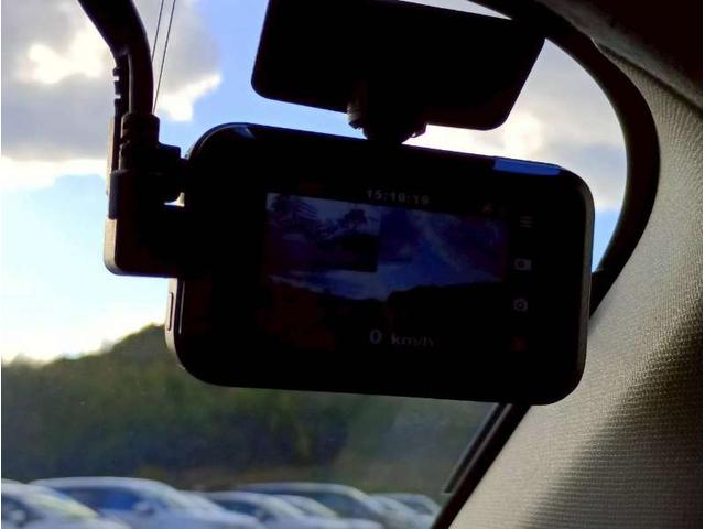 �����ŎԂ����ɗ���Ȃ����ł������S���������B���w���҂̂U�V���i���߂P�N���сj�̕����d�b�݂̂ł��w������Ă��܂��B���͓d�b�ł��A�l�b�g�ƃ��[���ł��Ԃ������鎞��ł��B