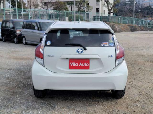 アクア S SDナビ フルセグTV リアカメラ スマートキー LEDヘッドライト 前ドラレコ シートヒーター Bluetooth 純正15インチアルミ ETC(11枚目)