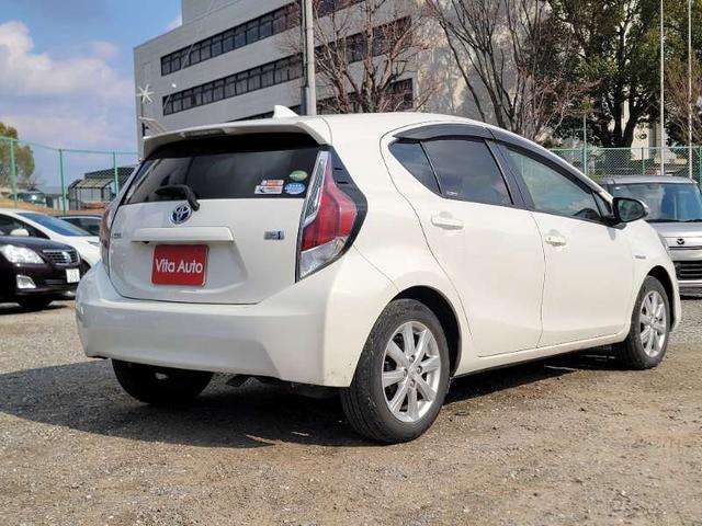 アクア S SDナビ フルセグTV リアカメラ スマートキー LEDヘッドライト 前ドラレコ シートヒーター Bluetooth 純正15インチアルミ ETC(12枚目)