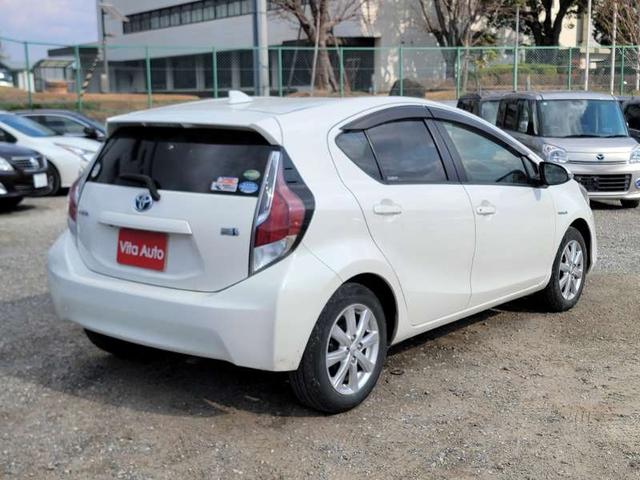 アクア S SDナビ フルセグTV リアカメラ スマートキー LEDヘッドライト 前ドラレコ シートヒーター Bluetooth 純正15インチアルミ ETC(13枚目)