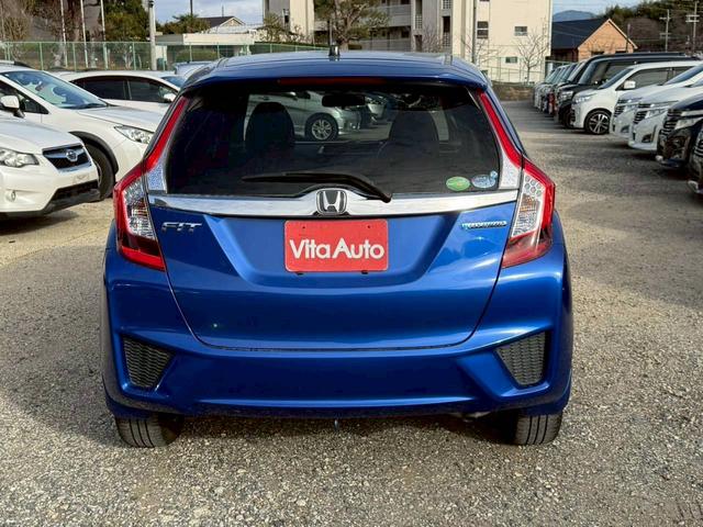 フィットハイブリッド Lパッケージ メモリーナビ フルセグTV スマートキー LEDヘッドライト クルコン 純正15インチ鉄 ETC(11枚目)