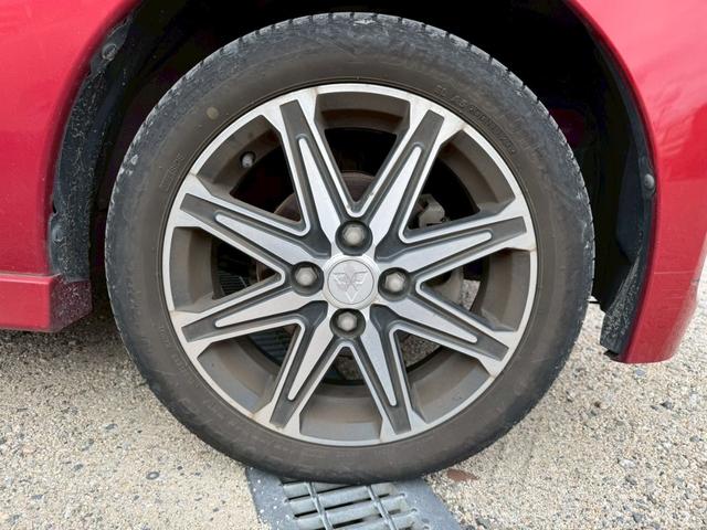 ｅＫスペースカスタム カスタムＴ　セーフティパッケージ　メモリーナビ　フルセグＴＶ　全方位カメラ　スマートキー　ＬＥＤヘッドライト　衝突軽減ブレーキ　両側パワスラ　シートヒーター　Ｂｌｕｅｔｏｏｔｈ　クルコン　純正１５インチアルミ　ＥＴＣ（17枚目）