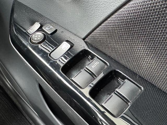 ワゴンＲスティングレー Ｘ　メモリーナビ　ワンセグＴＶ　リアカメラ　スマートキー　ＨＩＤヘッドライト　純正１４インチアルミ　ＥＴＣ（29枚目）