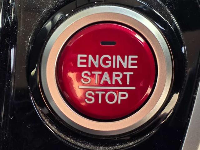 N-BOXカスタム G ターボSSパッケージ メモリーナビ フルセグTV リアカメラ フリップダウンモニター スマートキー HIDヘッドライト 衝突軽減ブレーキ 両側パワスラ Bluetooth 純正15インチアルミ ETC(29枚目)