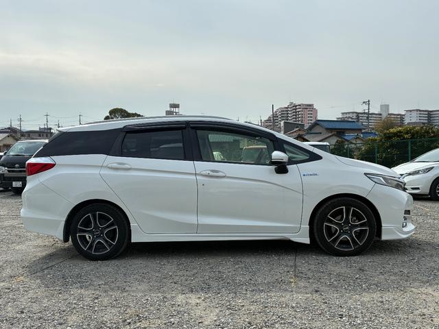 �����ŎԂ����ɗ���Ȃ����ł������S���������B���w���҂̂U�V���i���߂P�N���сj�̕����d�b�݂̂ł��w������Ă��܂��B���͓d�b�ł��A�l�b�g�ƃ��[���ł��Ԃ������鎞��ł��B