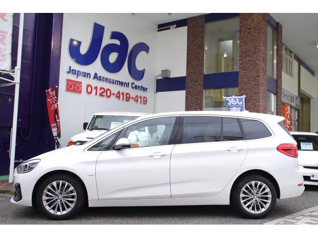 ２シリーズ ２１８ｉグランツアラー　ラグジュアリー　ユーザー様直接買取車両　ディーラー整備記録簿　コンフォートＰＫＧ　ドライビングアシスト　コンフォートアクセス　レザーシート（8枚目）