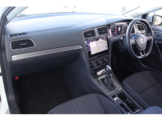 ゴルフオールトラック ＴＳＩ　４モーション　ユーザー様直接買取車両　車検整備付　テクノロジーＰＫＧ　ＤｉｓｃｏｖｅｒＰｒｏナビ　クルーズコントロール　ステアリングヒーター　ＥＴＣ２．０　純正ナビ　バックカメラ（26枚目）